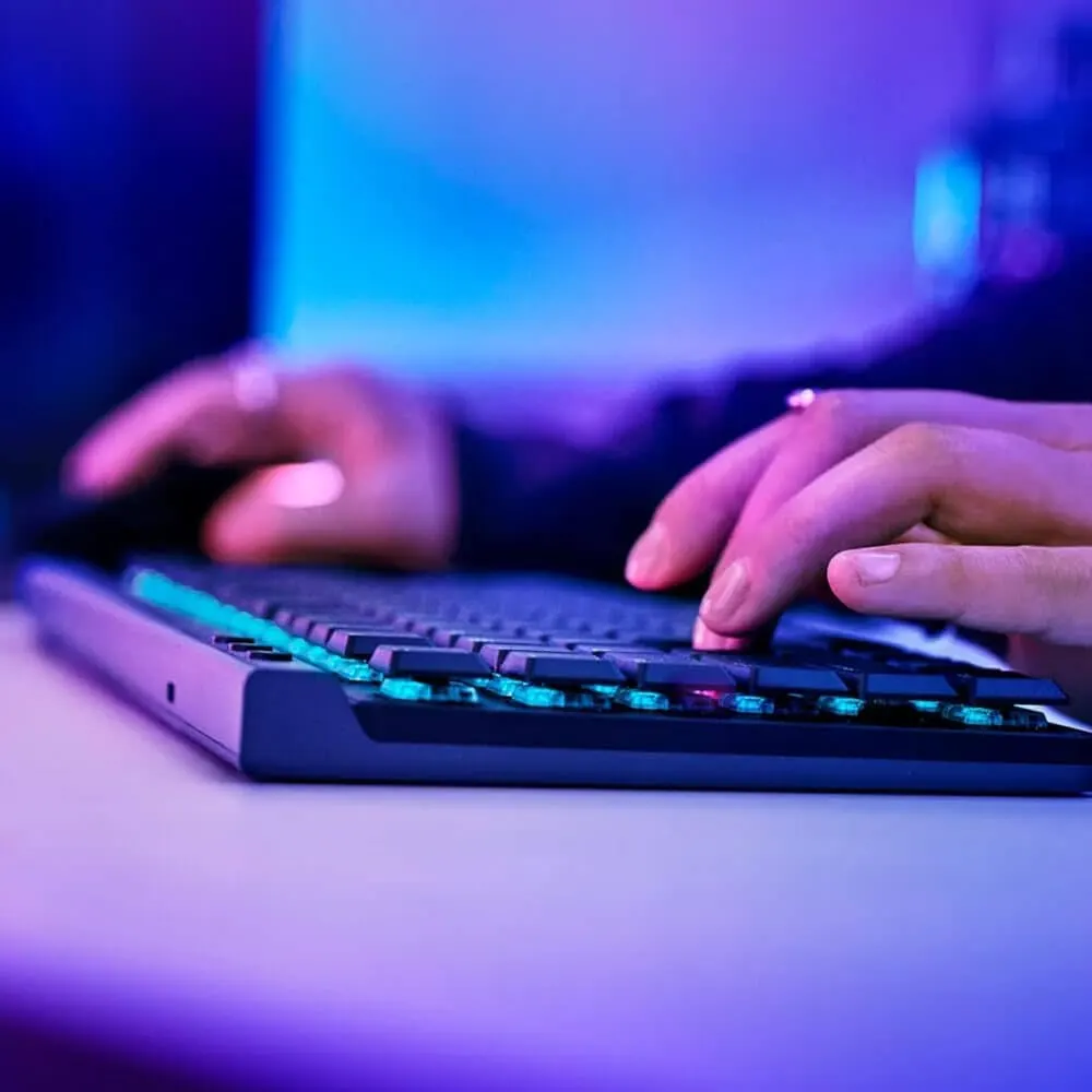 Logitech G515 Lightspeed TKL Wireless Gaming Keyboard, photo 2